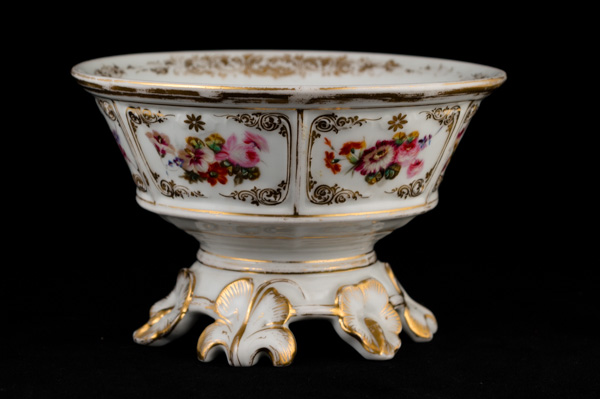 P115 - FRENCH FOOTED WASTE-BOWL