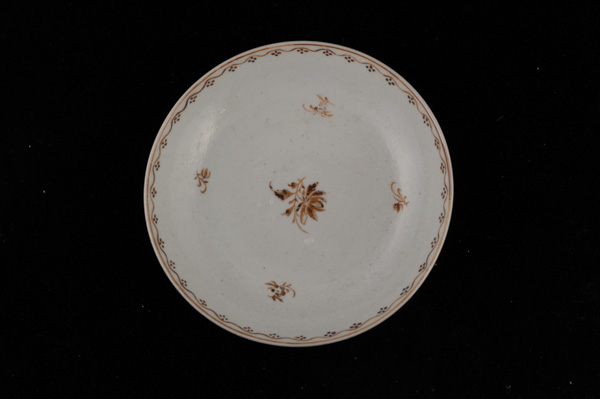 P167 - CHINESE EXPORT SAUCER DISH